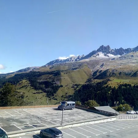 Renove A Meribel, 1 Chambre, 3 Couchages, Balcon, Acces Pistes, Casier A Skis, Wifi - Fr-1-355-175