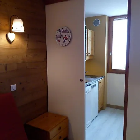Renove A Meribel, 1 Chambre, 3 Couchages, Balcon, Acces Pistes, Casier A Skis, Wifi - Fr-1-355-175 *